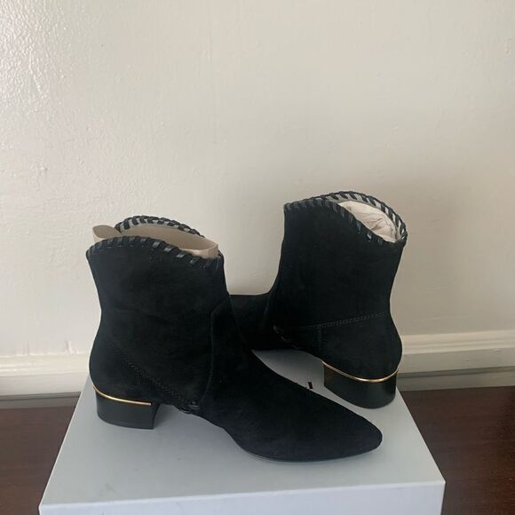 Bruno Magli Marlene soft top grain suede leather whipstitch ankle bootie Sz 6M - Picture 7 of 12